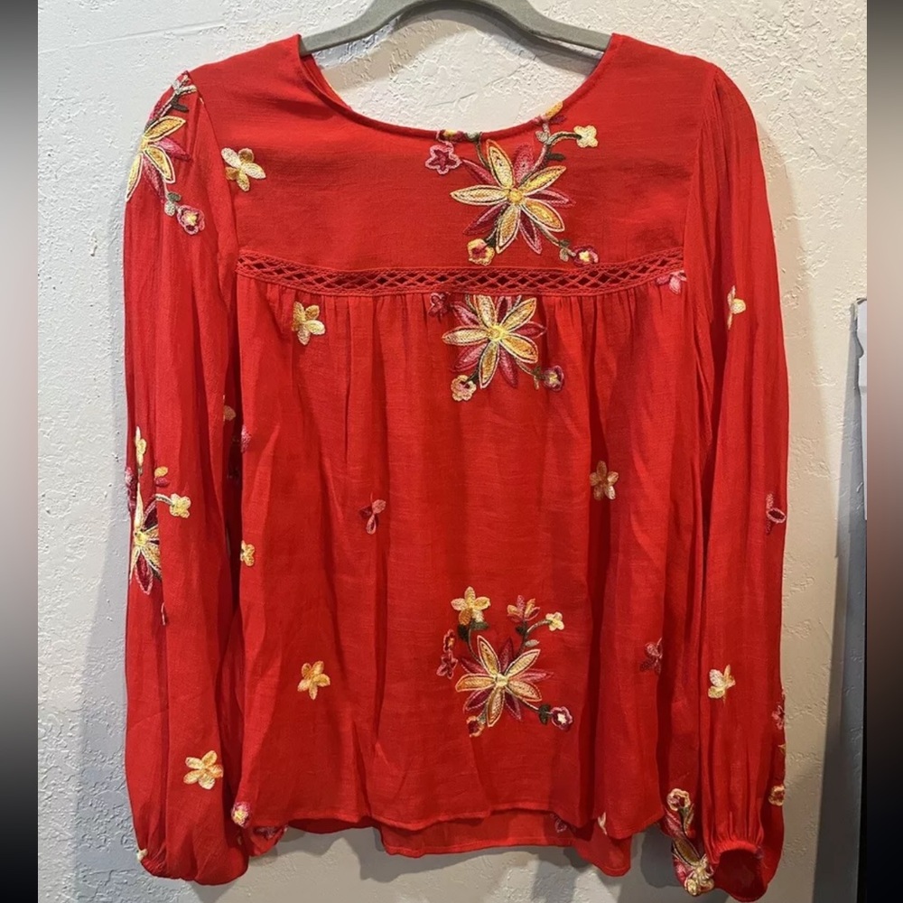 Fig and Flower Embroidered Floral Pullover Long Sleeves Blouse Top Size L